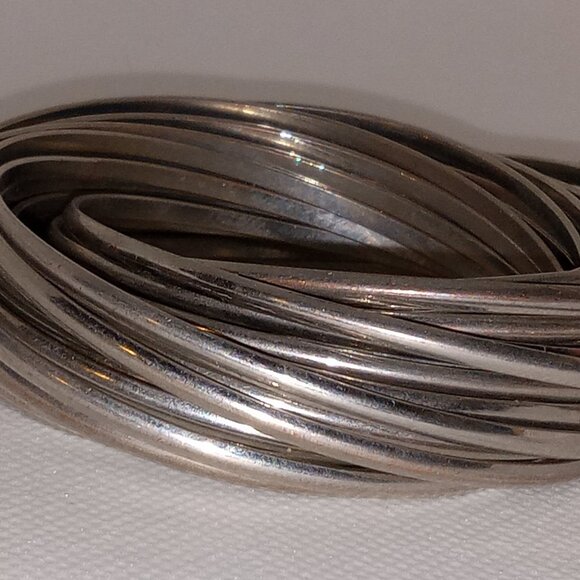 80s Bangles Bracelet - Picture 5 of 5